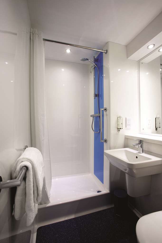 Travelodge إلمنستر الغرفة الصورة