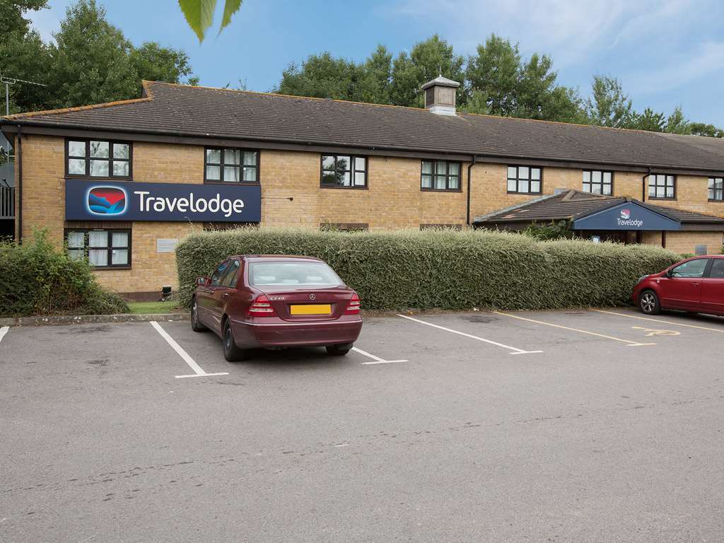 Travelodge إلمنستر المظهر الخارجي الصورة